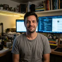 Lucas M.